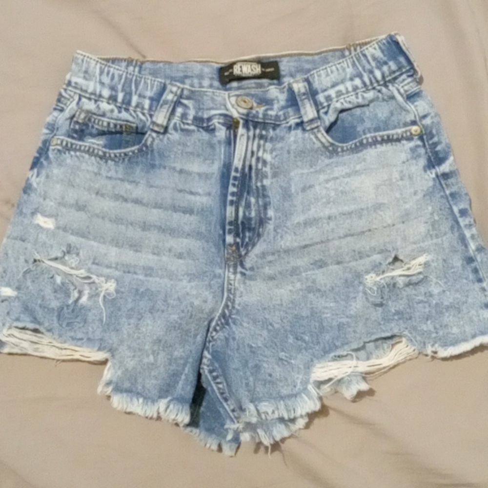 Ripped shorts